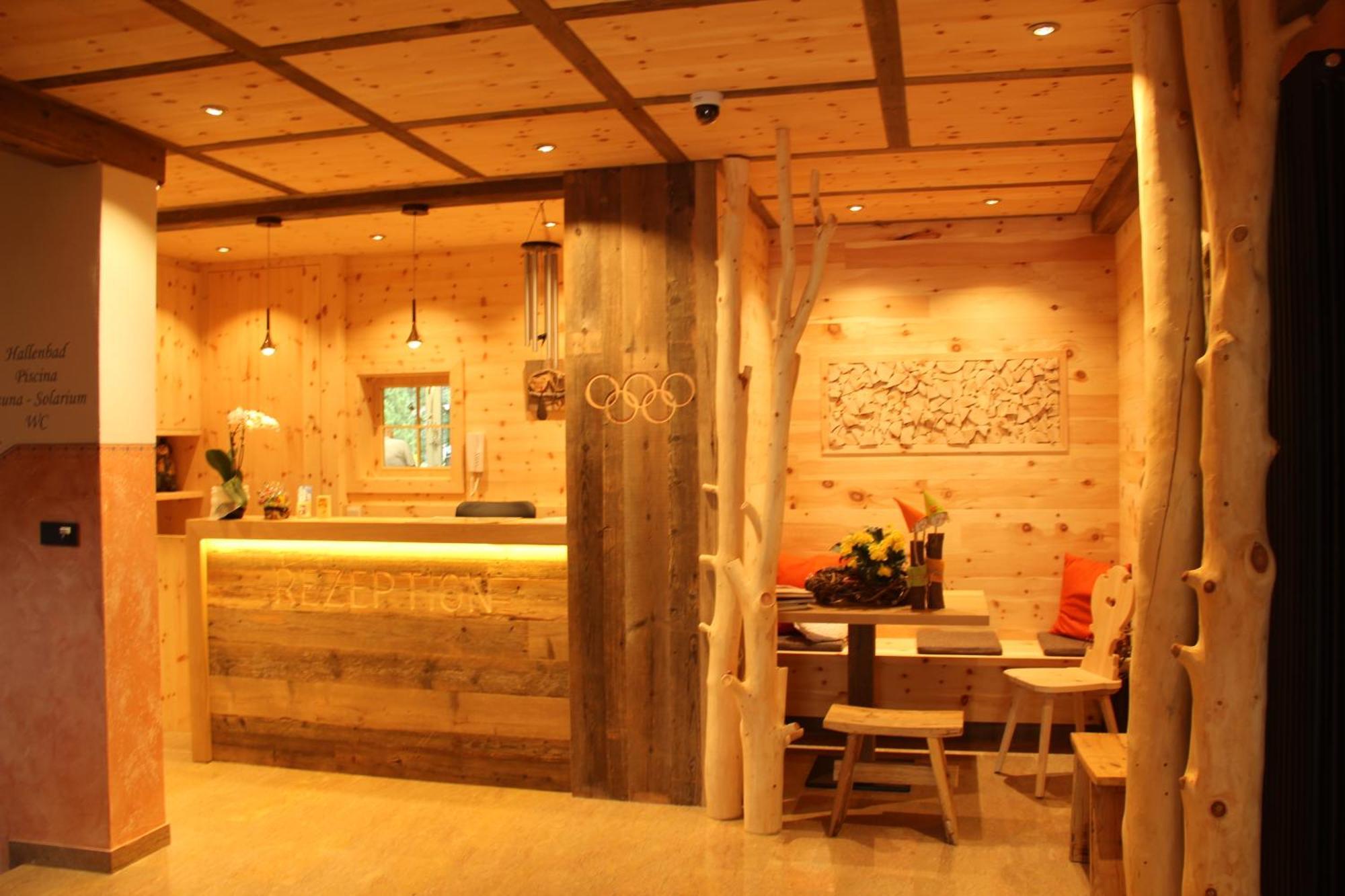 Hotel Olympia Sarentino Екстер'єр фото